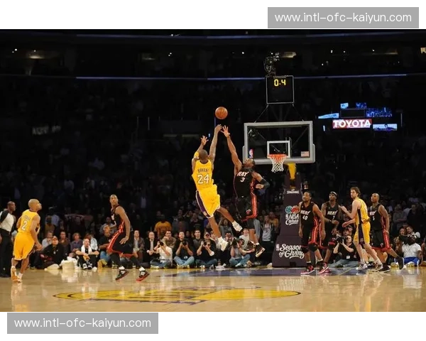 穿越时空的对决：2009年5月5日，火箭与湖人点燃的篮球史诗