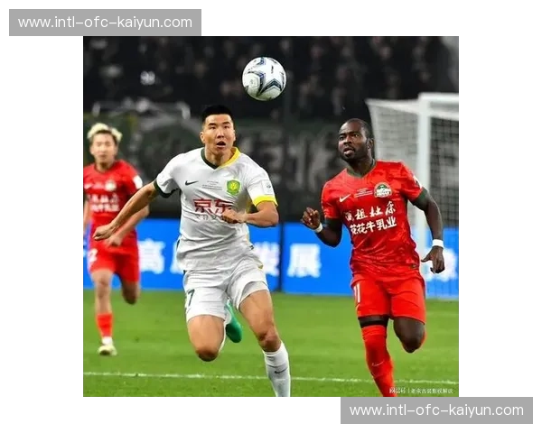 巅峰对决，荣耀之巅：足协杯恒大与国安的恩怨情仇